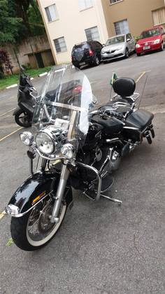 HARLEY-DAVIDSON ROAD KING CLASSIC HARLEY-DAVIDSON ROAD KING CLASSIC